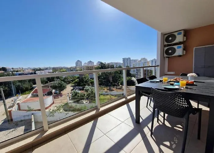 公寓 Modern With Pool And Close To The