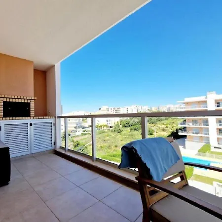Daire Modern With Pool And Close To The Portimão